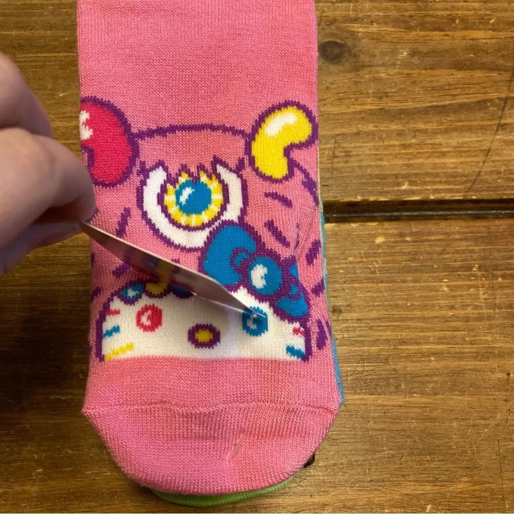 Hello Kitty 5 Pairs No Shows Socks Kawaii Candy Monsters Pink Green NWT